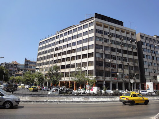 فندق الايوان