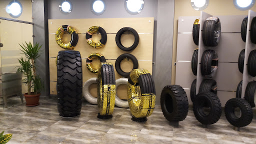 مجموعة المظلوم التجارية TRUSTY CAR -MAZLOUM GROUP