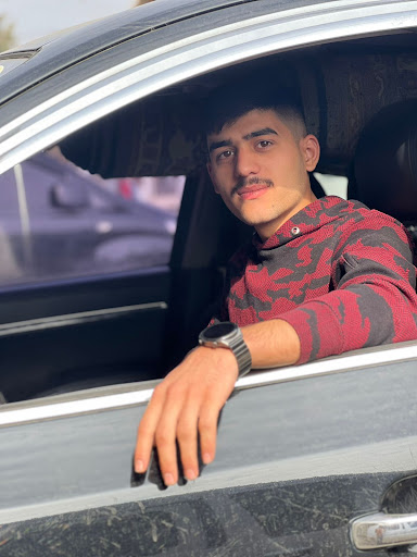 مكتب صلاح لتجارة السيارة