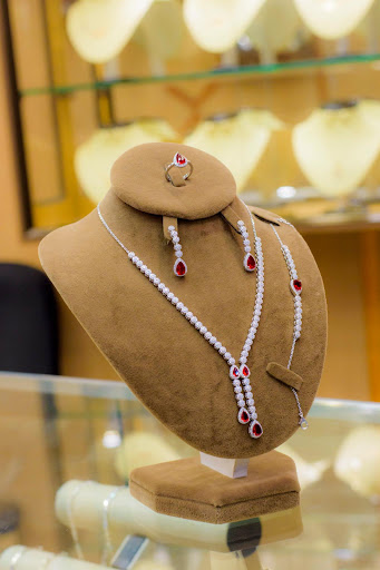 مجوهرات زمرد