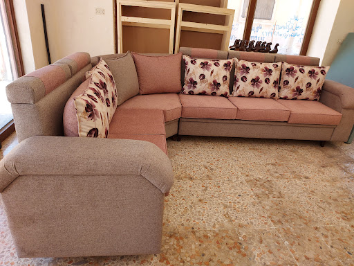 مفروشات عادل الملوحي