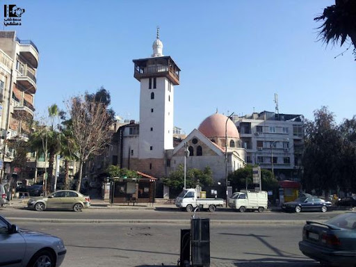 مركز الدكتور محمد خليل الحمادي لزراعة الاسنان