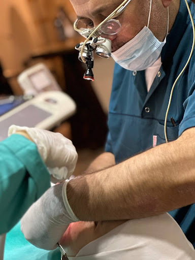 Dr.Azzam Ouayed dental clinic