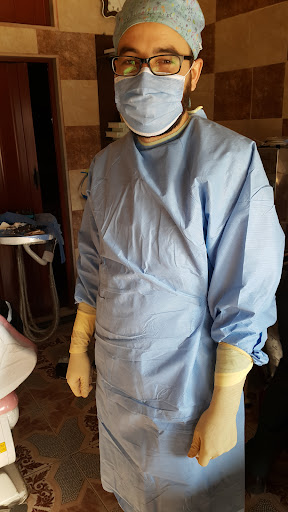 عيادة الدكتور باسل عبود لزرع وتجميل الأسنان