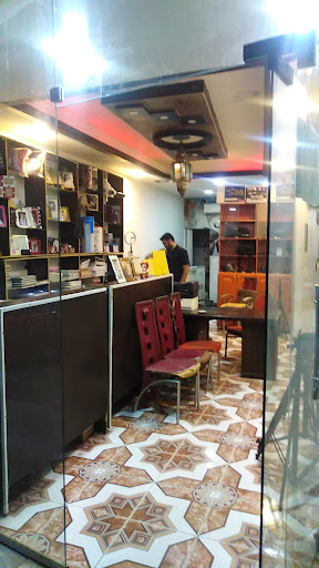 استديو اللأوائل