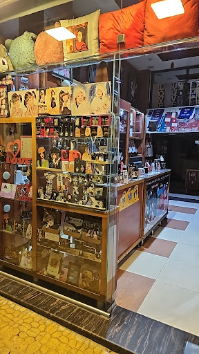 استديو شكري