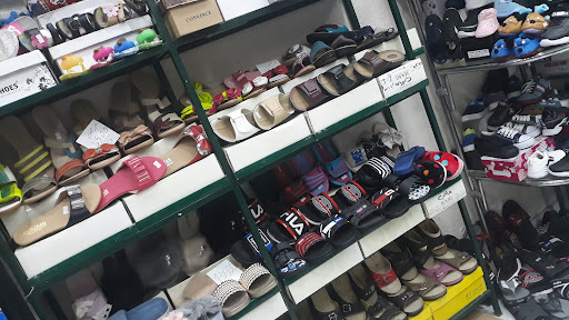 احذية مامي جملة ومفرق