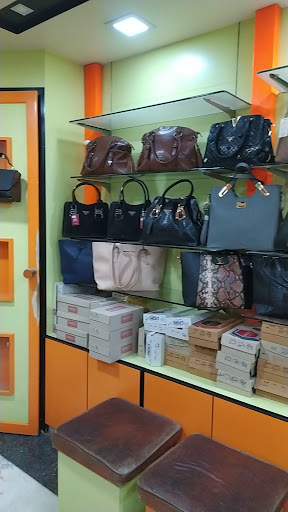 أحذية مفتاح