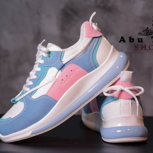 أحذية أبو طوق