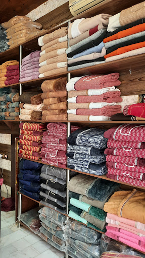 بعلبكي للألبسة الشرقية