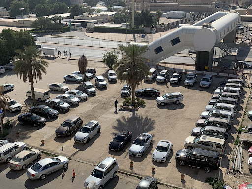 مؤسسة يورو لبيع السيارات