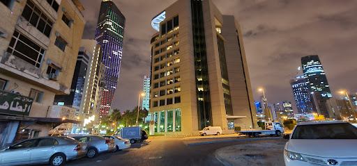 عمارة التجارية العقارية