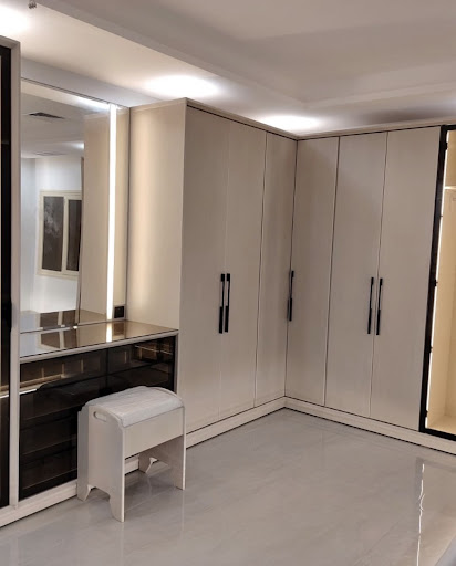 معرض الجناح الاخضر للاثاث الفاخر