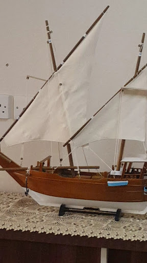 شركة راشد عبد الرحمن للمواد الغذائية