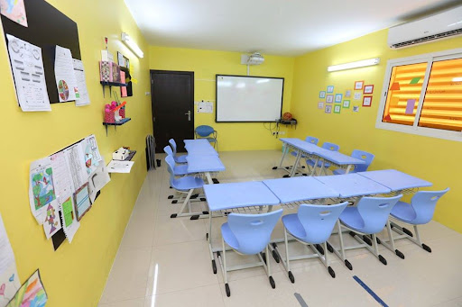 مدارس واحة الألسن العالمية