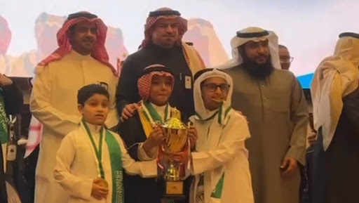 مدرسة قمة التربية الأهلية