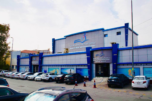 مدارس قمم الحياة العالمية