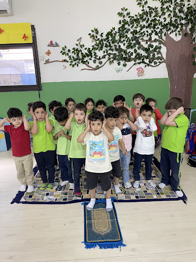 مدرسة المبدعون الأوائل العالمية